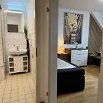 Apartmenthaus Weimarblick - Gratis Stellplaetze - Wlan - Smarttv - Zentral In