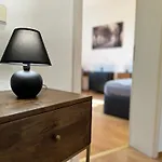 Apartmenthaus Weimarblick - Gratis Stellplaetze - Wlan - Smarttv - Zentral In דירה