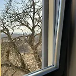 Apartmenthaus Weimarblick - Gratis Stellplaetze - Wlan - Smarttv - Zentral In דירה *