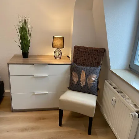 Apartmenthaus Weimarblick - Gratis Stellplaetze - Wlan - Smarttv - Zentral In Apartment *