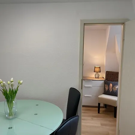 Apartmenthaus Weimarblick - Gratis Stellplaetze - Wlan - Smarttv - Zentral In *