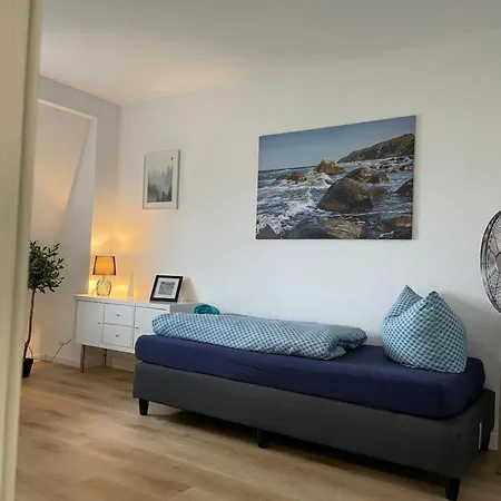 Apartmenthaus Weimarblick - Gratis Stellplaetze - Wlan - Smarttv - Zentral In Apartment