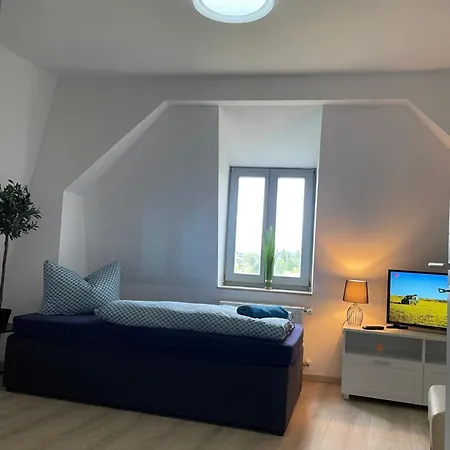 Apartmenthaus Weimarblick - Gratis Stellplaetze - Wlan - Smarttv - Zentral In Apartment *