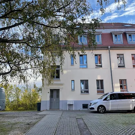 Appartement Apartmenthaus Weimarblick - Gratis Stellplaetze - Wlan - Smarttv - Zentral In Weimar (Thuringia)