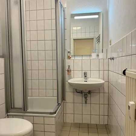 Apartmenthaus Weimarblick - Gratis Stellplaetze - Wlan - Smarttv - Zentral In Апартаменты *