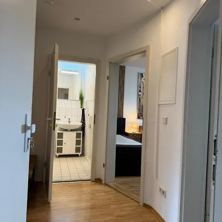 Appartamento Apartmenthaus Weimarblick - Gratis Stellplaetze - Wlan - Smarttv - Zentral In *