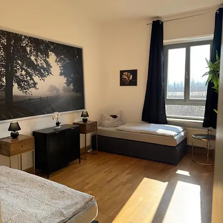 Apartmenthaus Weimarblick - Gratis Stellplaetze - Wlan - Smarttv - Zentral In *