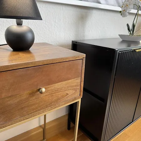 Appartamento Apartmenthaus Weimarblick - Gratis Stellplaetze - Wlan - Smarttv - Zentral In *