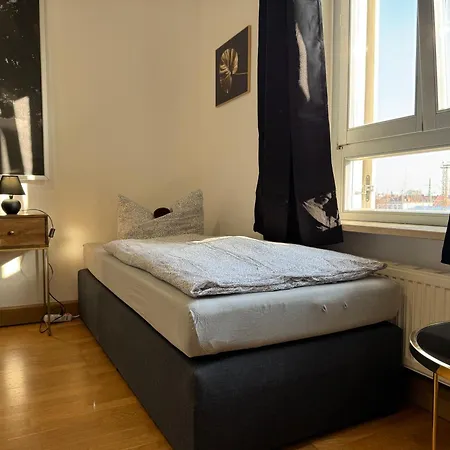 Apartmenthaus Weimarblick - Gratis Stellplaetze - Wlan - Smarttv - Zentral In * Веймар
