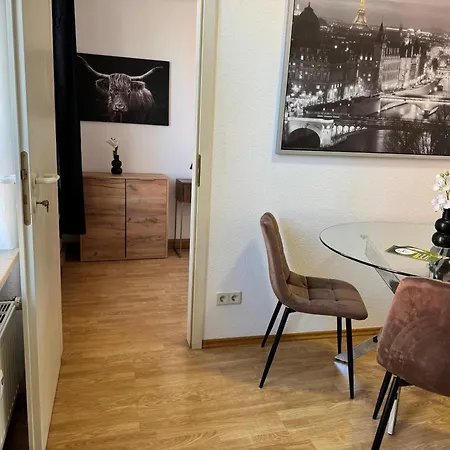 Apartment Apartmenthaus Weimarblick - Gratis Stellplaetze - Wlan - Smarttv - Zentral In