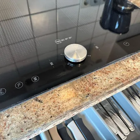 Apartmenthaus Weimarblick - Gratis Stellplaetze - Wlan - Smarttv - Zentral In