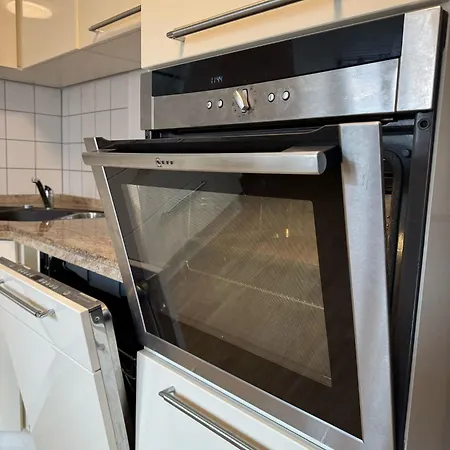 Apartment Apartmenthaus Weimarblick - Gratis Stellplaetze - Wlan - Smarttv - Zentral In