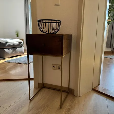 Apartmenthaus Weimarblick - Gratis Stellplaetze - Wlan - Smarttv - Zentral In