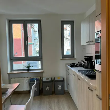 Apartmenthaus Weimarblick - Gratis Stellplaetze - Wlan - Smarttv - Zentral In Weimar (Thuringia)