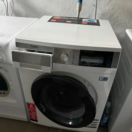 Apartmenthaus Weimarblick - Gratis Stellplaetze - Wlan - Smarttv - Zentral In