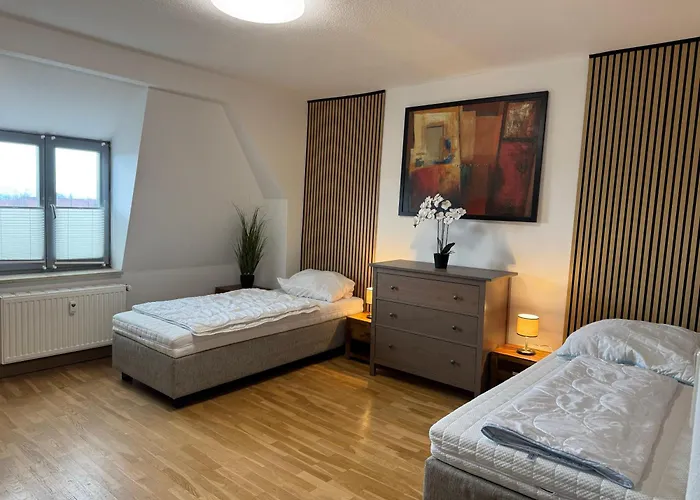 Apartmenthaus Weimarblick - Gratis Stellplaetze - Wlan - Smarttv - Zentral In Appartement