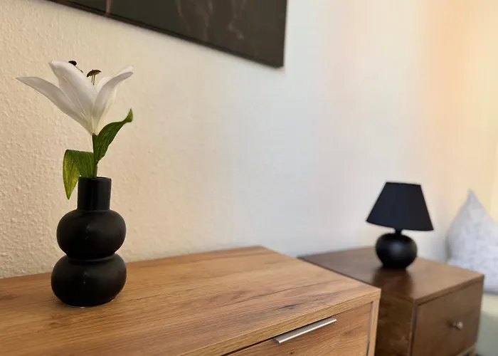 Appartement Apartmenthaus Weimarblick - Gratis Stellplaetze - Wlan - Smarttv - Zentral In