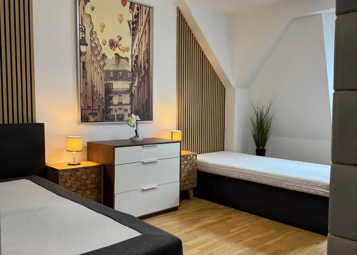 Apartmenthaus Weimarblick - Gratis Stellplaetze - Wlan - Smarttv - Zentral In