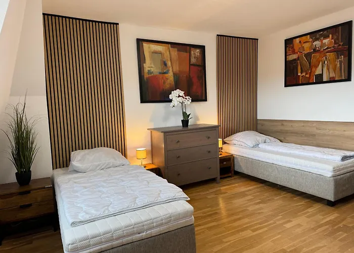 Appartement Apartmenthaus Weimarblick - Gratis Stellplaetze - Wlan - Smarttv - Zentral In *