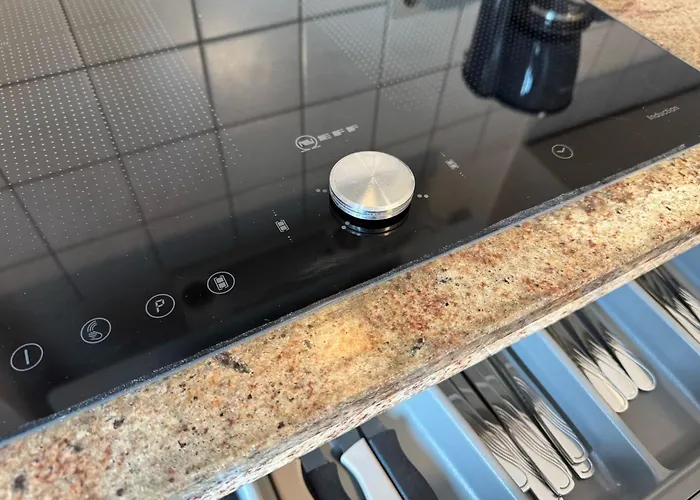 Apartmenthaus Weimarblick - Gratis Stellplaetze - Wlan - Smarttv - Zentral In