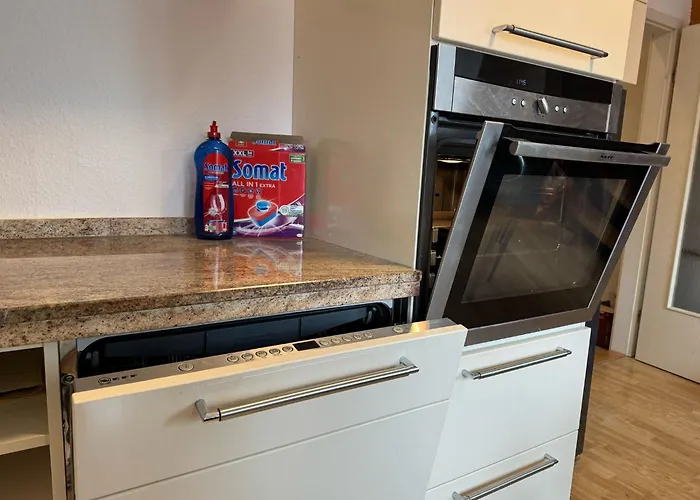 Appartement Apartmenthaus Weimarblick - Gratis Stellplaetze - Wlan - Smarttv - Zentral In